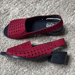 Munro Mickee Perforated Red Slingback Sandal
